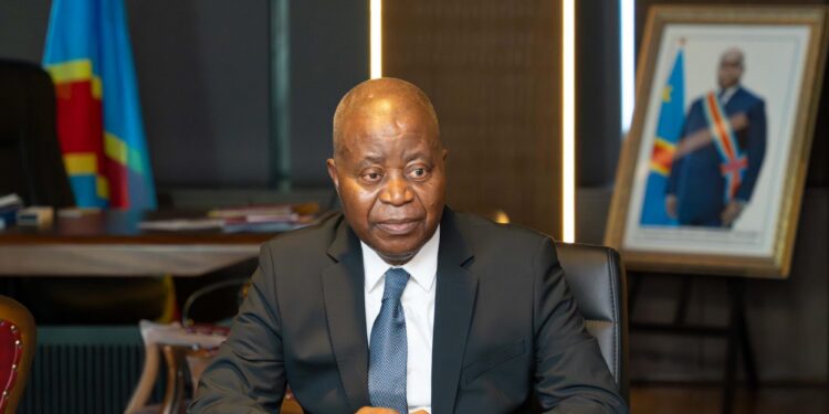 Crise à l’Inspection Générale du Travail : Le VPM Adolphe Muzito accusé de « sabotage », un sit-in annoncé au Centre Financier