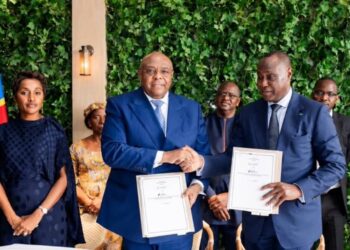 RDC : Le gouvernement signe deux accords avec l’Africa Finance Corporation pour développer MetroKin et relancer le chemin de fer Kinshasa-Banana