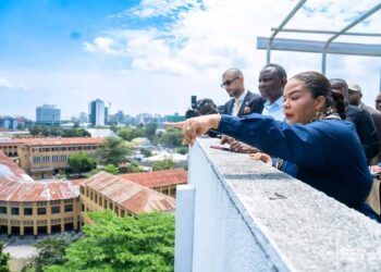 Kinshasa : Le siège du ministère des Affaires étrangères inspecté pour des travaux de réhabilitation