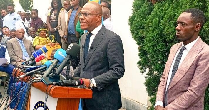 « Libérez-le immédiatement ! » : Martin Fayulu exige la libération de Prince Epenge transféré à Makala