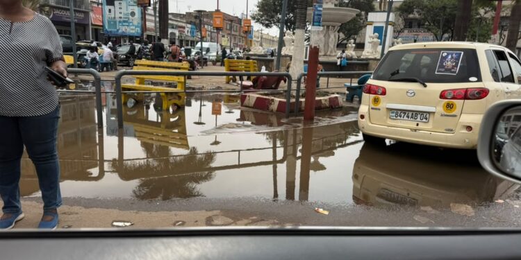 Lubumbashi : la place Moise TSHOMBE devient le théâtre d’inondations fréquentes