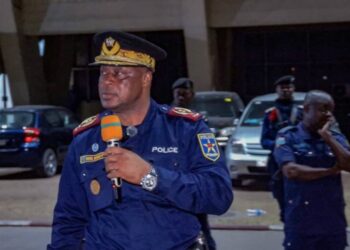 Kinshasa : 70 policiers retirés de la Police de circulation routière pour diverses dérives
