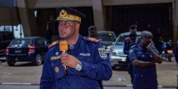 Kinshasa : 70 policiers retirés de la Police de circulation routière pour diverses dérives