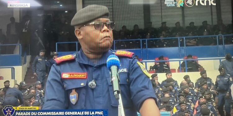 Kinshasa : Causerie morale à la Police, le Commissaire Général met en garde contre toutes les bavures