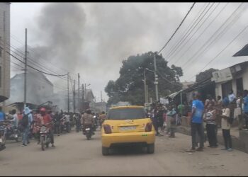 Kinshasa : Un violent incendie ravage plusieurs habitations et commerces à Ngaliema