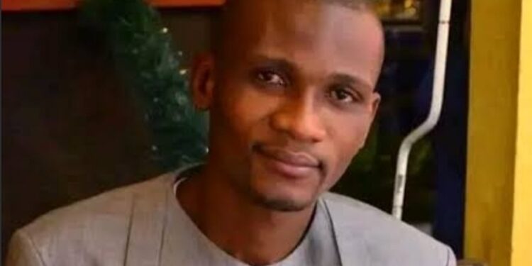 RDC : Après son agression, le journaliste Gauthier Sey évacué à Paris pour des soins appropriés