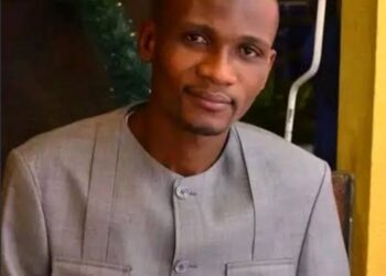 RDC : Après son agression, le journaliste Gauthier Sey évacué à Paris pour des soins appropriés
