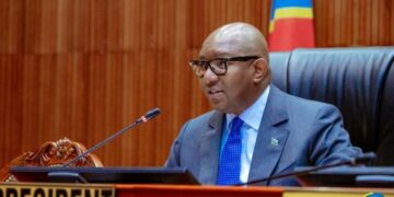 RDC : Face aux velléités de rébellion, le Sénat fait bloc derrière Félix Tshisekedi et soutient l’organisation du dialogue national