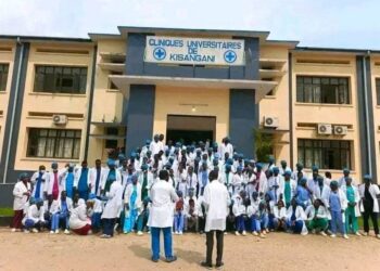 RDC : Face à la flambée d’Ebola dans l’Est du pays, l’Université de Kisangani suspend les stages aux Cliniques universitaires pour 30 jours