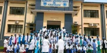 RDC : Face à la flambée d’Ebola dans l’Est du pays, l’Université de Kisangani suspend les stages aux Cliniques universitaires pour 30 jours