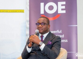 Digitalisation de l’emploi : le Directeur général de l’ONEM Fanon Beya présente l’expérience de la RDC au Forum de Cotonou