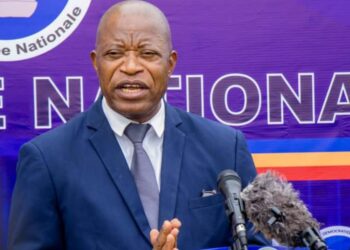 RDC : André Mbata appelle les forces de l’Union sacrée à se mobiliser contre Joseph Kabila et le FRN